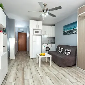 Piscinas - Wifi - Fire Stick Amazon - 10 Min Playa - 5 Min Centro - Recién Reformado Torremolinos